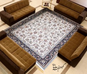 فرش کد 7011 طرح افشان گل درشت