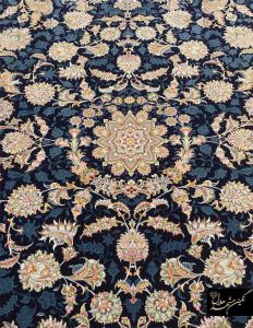 فرش افشان ماشینی طرح مه گل