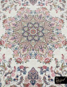 فرش هفتصد شانه طرح میخک