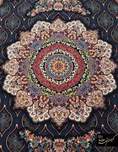 فرش 700 شانه نیوشا سرمه ای نگین مشهد هلال