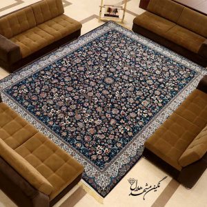 فرش 700 شانه افشان می گل 9 متری