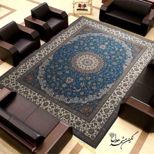 فرش توران هفتصد شانه زمینه آبی