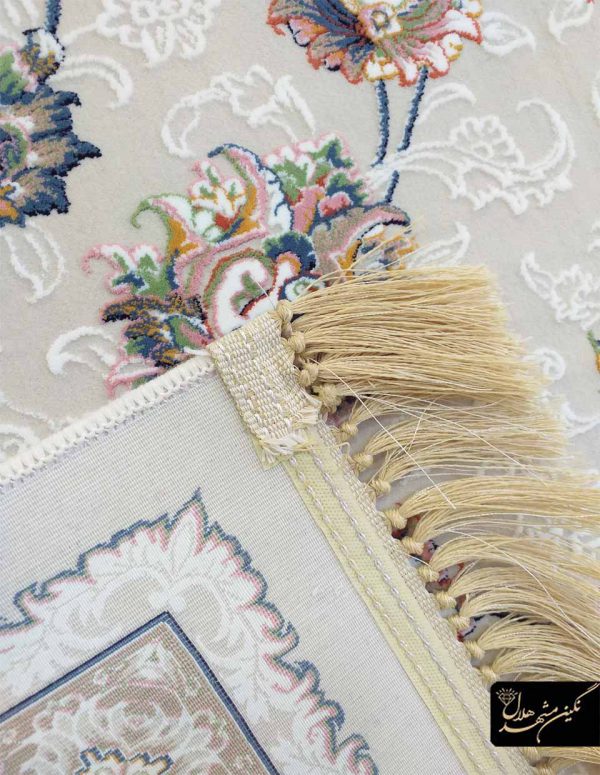 فرش طرح صدف زمینه کرم 1200 شانه تراکم 3600