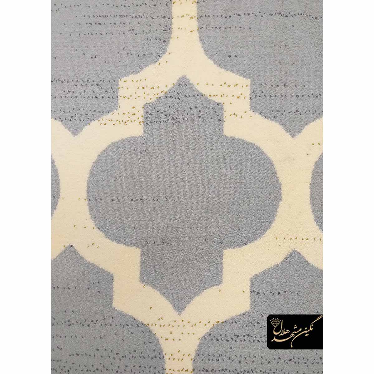 فرش وینتیج کد 4439 نگین مشهد هلال زمینه سیلور