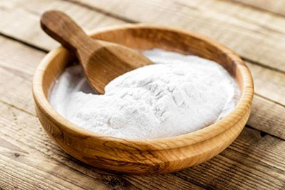 تمیز کردن موها از روی فرش با جوش شیرین